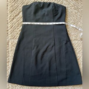 Elegant Black Strapless Dress